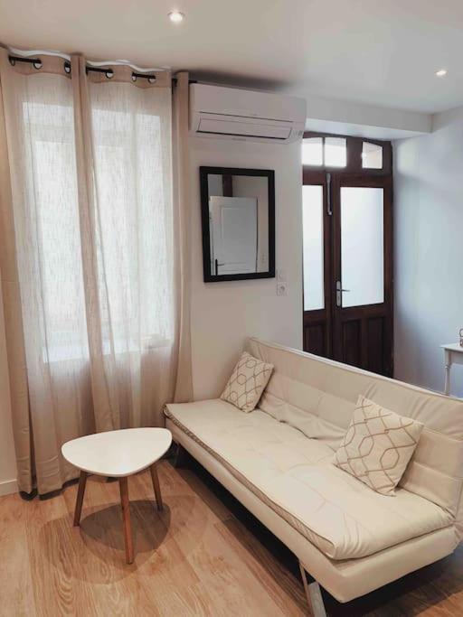 Rousquille: Patio Au Rdc D'une Maison Calme Apartment Port Vendres