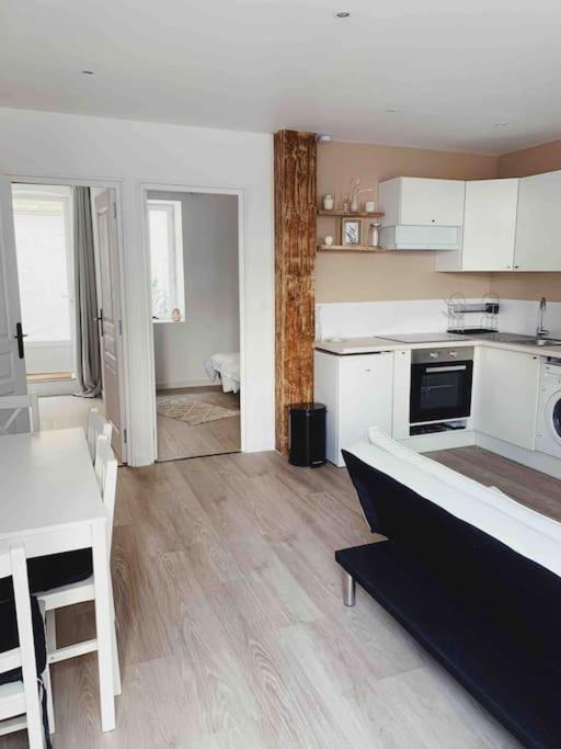 Rousquille: Patio Au Rdc D'une Maison Calme Apartment Port Vendres