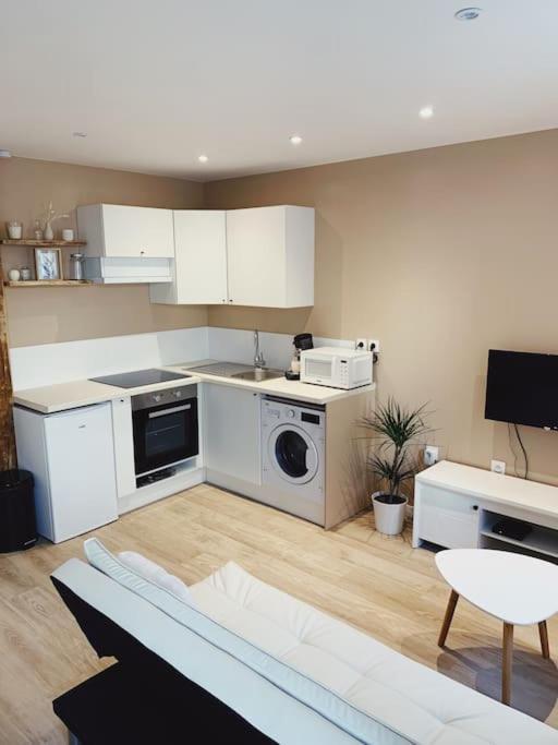 Rousquille: Patio Au Rdc D'une Maison Calme Apartment Port Vendres